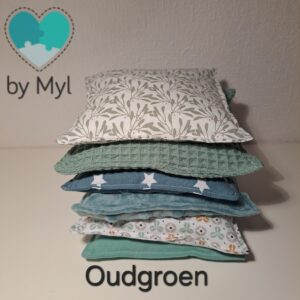 pittenzakjes set oudgroen. 6 stuks €15,-