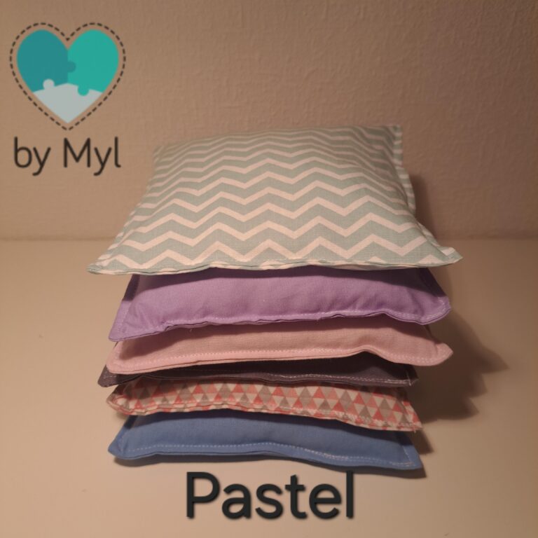 pittenzakjes set pastel. 6 stuks €15,-