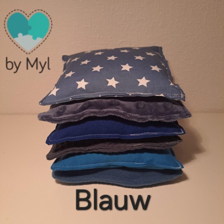 pittenzakjes set blauw. 6 stuks €15,-